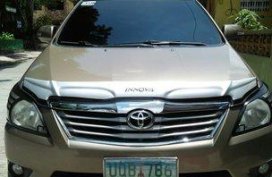 Selling Brown Toyota Innova 2012 Automatic Diesel at 63000 km 