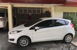 White Ford Fiesta 2016 for sale in Santa Rosa 