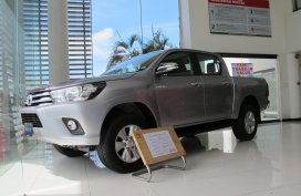 Selling Brand New Toyota Hilux 2019 Truck Manual 