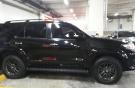 Selling Black Toyota Fortuner 2014 at 40000 km in Angeles 