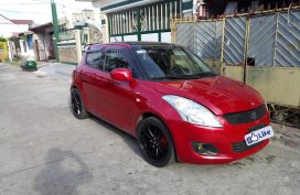 Selling Used Suzuki Swift 2012 Manual at 56000 km 