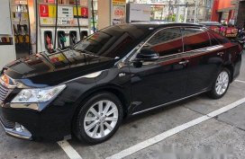Selling Black Toyota Camry 2015
