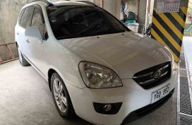 Selling White Kia Carens 2008 Automatic Diesel 