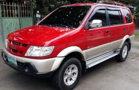 Red Isuzu Crosswind 2005 Manual at 75000 km for sale 