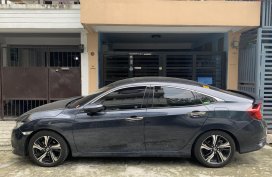 Selling 2nd Hand Honda Civic 2016 Automatic in Quezon City 