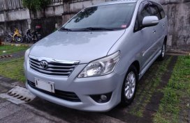 Toyota Innova 2014 at 75000 km for sale 