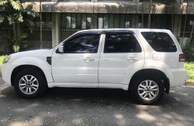 White 2010 Ford Escape Automatic for sale in Quezon City 