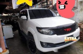 Selling White Toyota Fortuner 2012 Automatic Gasoline 