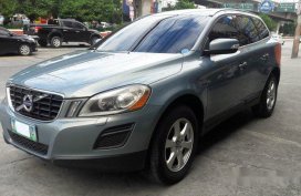 Blue Volvo Xc60 2011 at 46000 km for sale