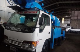 Isuzu Elf 2019 for sale in Caloocan 