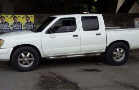 1999 Nissan Frontier for sale in Angeles 