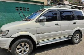 Isuzu Crosswind 2004 at 72000 km for sale 