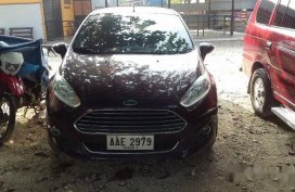Purple Ford Fiesta 2014 at 38000 km for sale