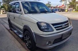Selling Mitsubishi Adventure 2015 in Quezon City