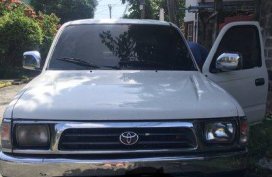 Sell White 1999 Toyota Hilux Manual Diesel at 125000 km 