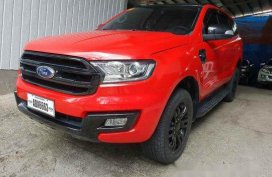 Red Ford Everest 2016 at 40000 km for sale 
