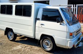 Selling Used Mitsubishi L300 2013 Van in Bay 