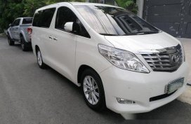 White Toyota Alphard 2011 for sale