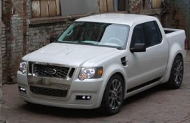 2001 Ford Explorer for sale in Manila 