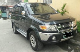 2010 Isuzu Crosswind for sale in Makati 