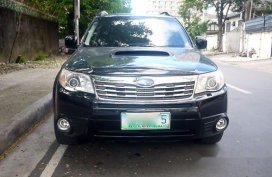 Black Subaru Forester 2011 Automatic Gasoline for sale 