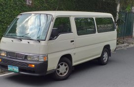White 2009 Nissan Urvan Manual Diesel for sale 