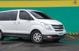 White 2010 Hyundai Grand Starex at 69000 km for sale 