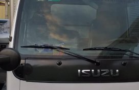 Isuzu Giga 2016 for sale in Quezon City 