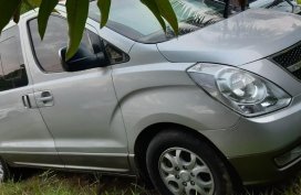 Selling Hyundai Grand Starex 2009 Van in Malabon