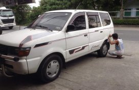 2nd-hand Toyota Revo Diesel 2000 Model for sale in Bacoor