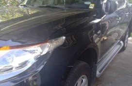 Selling Black Mitsubishi Strada 2018 Manual Diesel at 2043 km