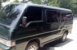 Selling Green 2004 Nissan Urvan in Manila
