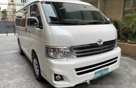 Selling Toyota Hiace 2012 at 60000 km