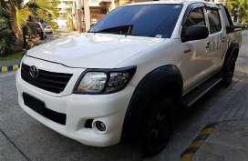 Selling Toyota Hilux 2011 Manual Diesel 