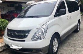 White Hyundai Grand starex 2011 at 87000 km for sale