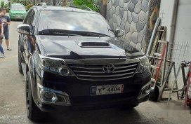 Selling Black Toyota Fortuner 2016 Automatic Diesel