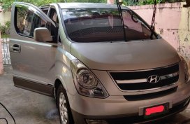 Sell 2009 Hyundai Grand Starex in Parañaque