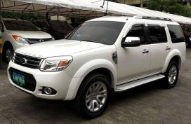 Selling White Ford Everest 2013 in Antipolo