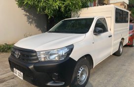 Sell White 2017 Toyota Hilux in Quezon City 