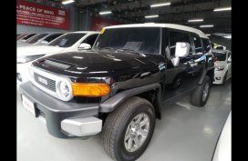 Selling Toyota Fj Cruiser 2019 Automatic Gasoline 