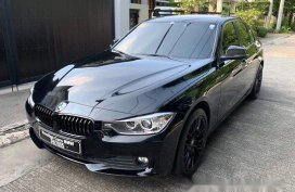 Selling Black Bmw 318D 2016 Automatic Diesel  