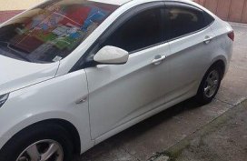 White Hyundai Accent 2013 Automatic Gasoline for sale