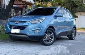 Selling Blue Hyundai Tucson 2014 at 100000 km