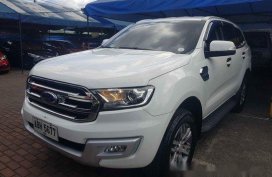 Sell White 2016 Ford Everest Automatic Diesel at 38206 km