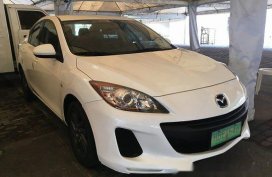 Selling Mazda 3 2013 Automatic Gasoline  