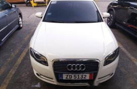 Sell White 2006 Audi A4 Automatic Diesel at 73000 km 