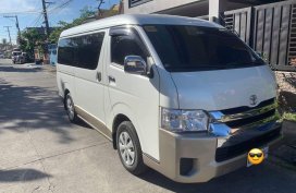 Sell 2016 Toyota Hiace in Mabalacat