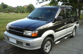 Sell 2000 Toyota Revo in Cabuyao