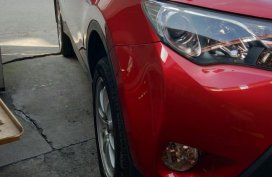 Selling Toyota Rav4 2014 in Makati
