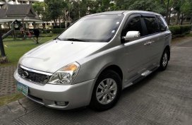 Sell 2012 Kia Carnival in Makati